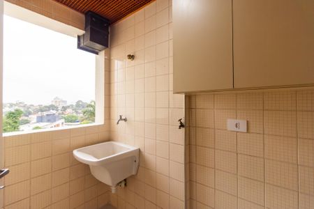 Apartamento à venda com 65m², 2 quartos e 1 vaga Apartamento à venda com 65m², 2 quartos e 1 vagaCozinha e Área de Serviço
