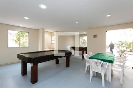 Apartamento à venda com 65m², 2 quartos e 1 vaga Apartamento à venda com 65m², 2 quartos e 1 vagaÁrea comum - Salão de Jogos