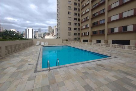 Apartamento à venda com 65m², 3 quartos e 1 vaga Apartamento à venda com 65m², 3 quartos e 1 vagaÁrea comum - Piscina