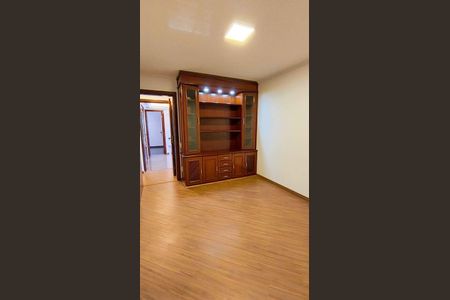 Apartamento para alugar com 4 quartos, 232m² em Santana, São Paulo