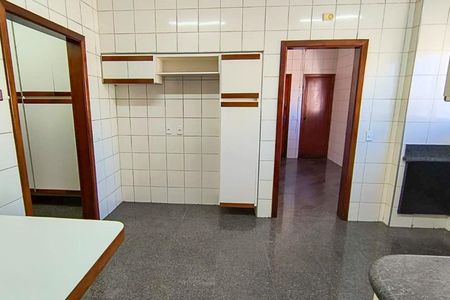 Apartamento para alugar com 4 quartos, 232m² em Santana, São Paulo