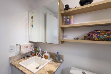 Banheiro de kitnet/studio à venda com 1 quarto, 29m² em Vila Mariana, São Paulo