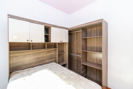 Apartamento à venda com 62m², 2 quartos e 1 vaga Apartamento à venda com 62m², 2 quartos e 1 vagaQuarto 2 - Armários