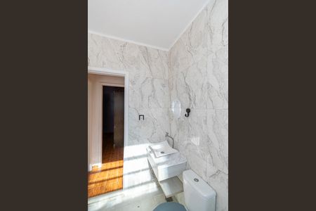 Banheiro de apartamento à venda com 2 quartos, 62m² em Vila Kosmos, Rio de Janeiro