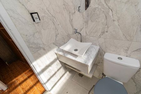 Apartamento à venda com 62m², 2 quartos e 1 vaga Apartamento à venda com 62m², 2 quartos e 1 vagaBanheiro