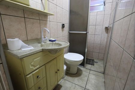 Banheiro 2 de casa à venda com 2 quartos, 135m² em Jardim Dona Sinha, São Paulo