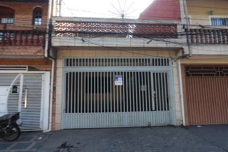 Fachada de casa à venda com 2 quartos, 135m² em Jardim Dona Sinha, São Paulo