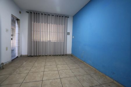 Sala de casa à venda com 2 quartos, 135m² em Jardim Dona Sinha, São Paulo