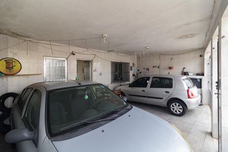 Casa para alugar com 175m², 2 quartos e 2 vagas Casa para alugar com 175m², 2 quartos e 2 vagasGaragem