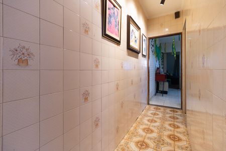 Casa para alugar com 175m², 2 quartos e 2 vagas Casa para alugar com 175m², 2 quartos e 2 vagasCorredor
