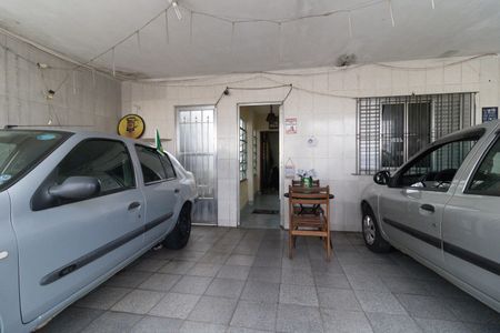 Casa para alugar com 175m², 2 quartos e 2 vagas Casa para alugar com 175m², 2 quartos e 2 vagasGaragem