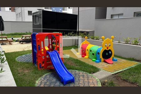 Apartamento para alugar com 37m², 2 quartos e sem vagaÁrea comum - Playground