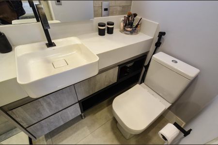 Banheiro Suíte de apartamento à venda com 2 quartos, 78m² em São Pedro, Belo Horizonte