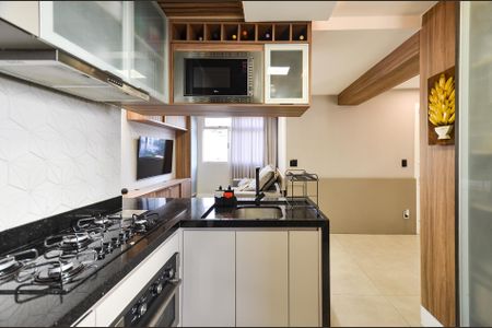 Cozinha de apartamento à venda com 2 quartos, 78m² em São Pedro, Belo Horizonte