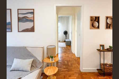 Sala de apartamento para alugar com 1 quarto, 60m² em São João, Porto Alegre