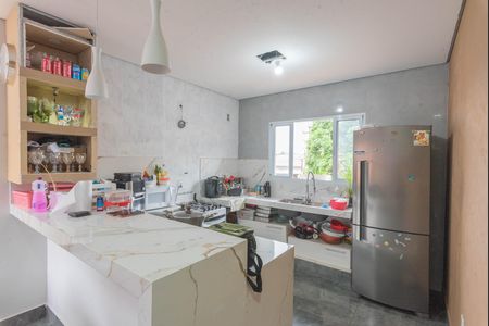 Casa à venda com 120m², 2 quartos e 3 vagas Casa à venda com 120m², 2 quartos e 3 vagasCozinha