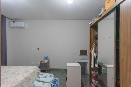 Casa à venda com 120m², 2 quartos e 3 vagas Casa à venda com 120m², 2 quartos e 3 vagasQuarto 2