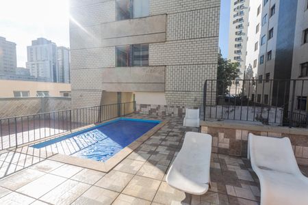 Apartamento à venda com 34m², 1 quarto e 1 vaga Apartamento à venda com 34m², 1 quarto e 1 vagaÁrea comum - Piscina