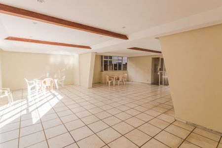 Apartamento à venda com 34m², 1 quarto e 1 vaga Apartamento à venda com 34m², 1 quarto e 1 vagaÁrea comum - Salão de festas