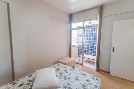 Suíte  de apartamento à venda com 1 quarto, 34m² em Funcionários, Belo Horizonte
