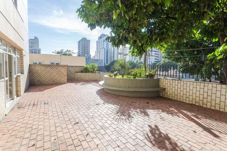 Apartamento à venda com 34m², 1 quarto e 1 vaga Apartamento à venda com 34m², 1 quarto e 1 vagaÁrea comum - Salão de festas