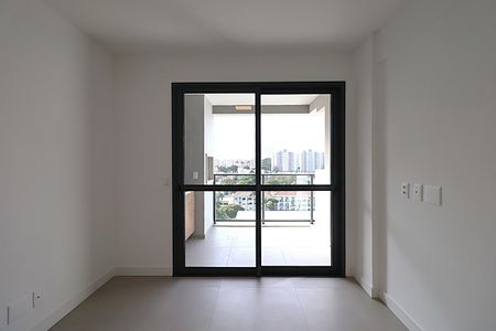 Apartamento para alugar com 71m², 2 quartos e 2 vagasPorta janela da Sala