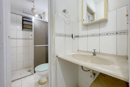 Banheiro de apartamento para alugar com 2 quartos, 45m² em Novo Osasco, Osasco