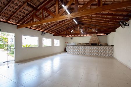 Apartamento à venda com 45m², 2 quartos e 1 vaga Apartamento à venda com 45m², 2 quartos e 1 vagaÁrea comum - Salão de festas