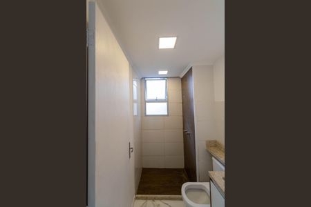 Apartamento para alugar com 43m², 2 quartos e 1 vaga Apartamento para alugar com 43m², 2 quartos e 1 vagaBanheiro