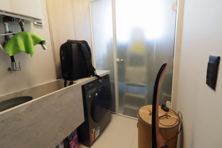 Apartamento à venda com 83m², 2 quartos e 1 vagaCozinha e Área de Serviço