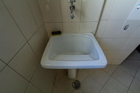 Apartamento para alugar com 192m², 3 quartos e 2 vagas Apartamento para alugar com 192m², 3 quartos e 2 vagasÁrea de Serviço