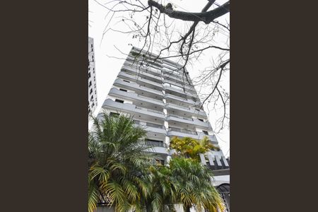 Apartamento para alugar com 192m², 3 quartos e 2 vagas Apartamento para alugar com 192m², 3 quartos e 2 vagasFachada