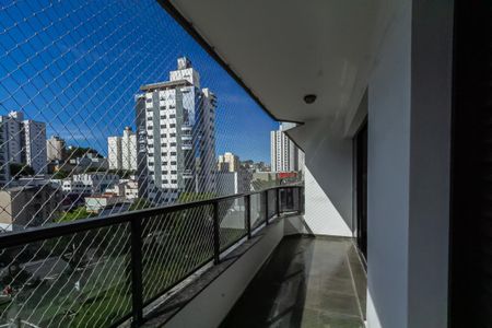 Apartamento para alugar com 192m², 3 quartos e 2 vagas Apartamento para alugar com 192m², 3 quartos e 2 vagasVaranda da Sala