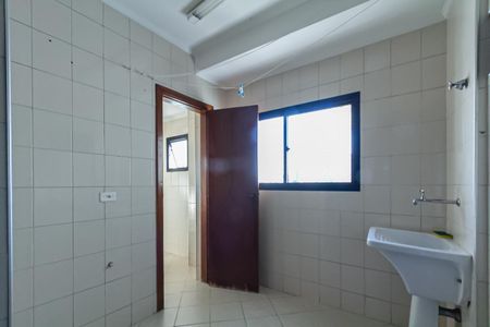 Apartamento para alugar com 192m², 3 quartos e 2 vagas Apartamento para alugar com 192m², 3 quartos e 2 vagasÁrea de Serviço