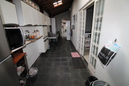 Casa para alugar com 500m², 3 quartos e 2 vagasCozinha