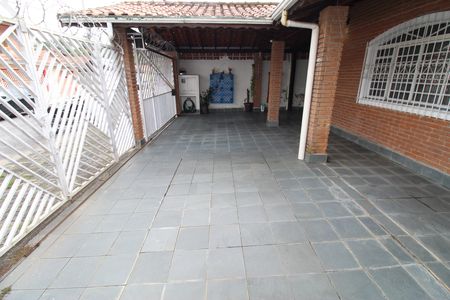 Casa para alugar com 500m², 3 quartos e 2 vagasGaragem