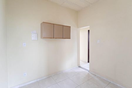 Casa à venda com 300m², 3 quartos e 2 vagas Casa à venda com 300m², 3 quartos e 2 vagasCopa