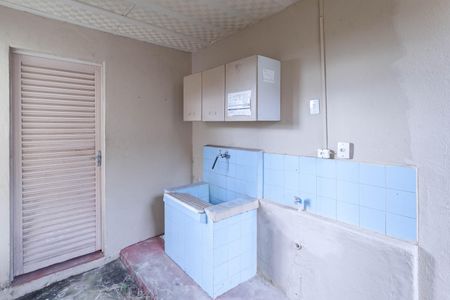 Casa à venda com 300m², 3 quartos e 2 vagas Casa à venda com 300m², 3 quartos e 2 vagasÁrea de serviço
