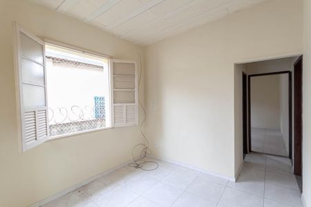Casa à venda com 300m², 3 quartos e 2 vagas Casa à venda com 300m², 3 quartos e 2 vagasSala