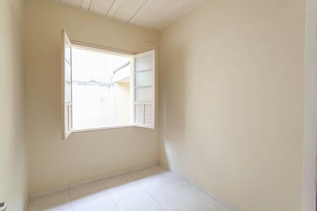Casa à venda com 300m², 3 quartos e 2 vagas Casa à venda com 300m², 3 quartos e 2 vagasQuarto 2