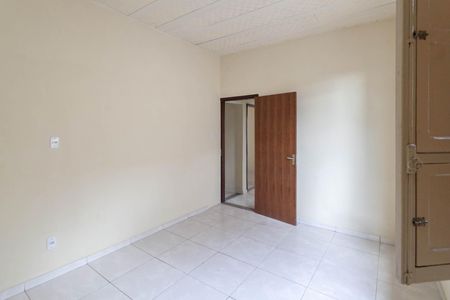 Casa à venda com 300m², 3 quartos e 2 vagas Casa à venda com 300m², 3 quartos e 2 vagasSuíte