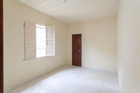 Casa à venda com 300m², 3 quartos e 2 vagas Casa à venda com 300m², 3 quartos e 2 vagasSuíte