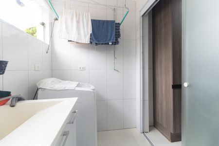 Apartamento à venda com 75m², 3 quartos e 1 vaga Apartamento à venda com 75m², 3 quartos e 1 vagaLavanderia