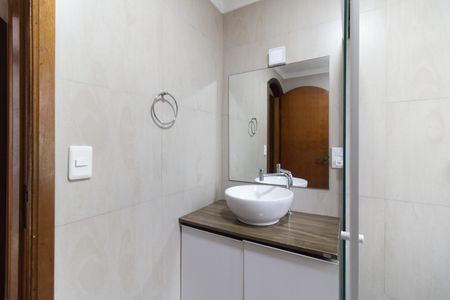 Apartamento à venda com 75m², 3 quartos e 1 vaga Apartamento à venda com 75m², 3 quartos e 1 vagaBanheiro
