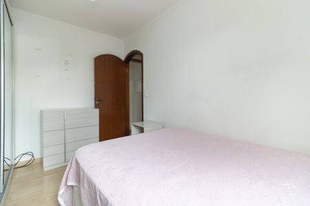 Apartamento à venda com 75m², 3 quartos e 1 vaga Apartamento à venda com 75m², 3 quartos e 1 vagaQuarto 2