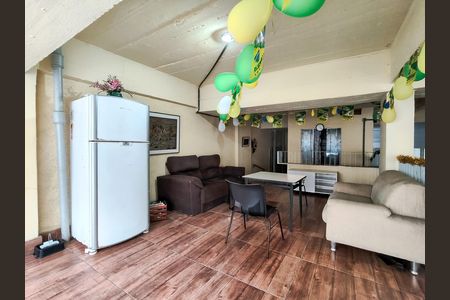 Apartamento para alugar com 65m², 2 quartos e 1 vaga Apartamento para alugar com 65m², 2 quartos e 1 vagaÁrea comum - Playground