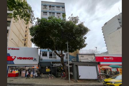 Apartamento para alugar com 65m², 2 quartos e 1 vaga Apartamento para alugar com 65m², 2 quartos e 1 vagaFachada e portaria