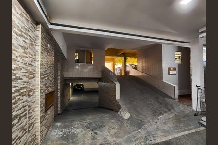 Apartamento para alugar com 65m², 2 quartos e 1 vaga Apartamento para alugar com 65m², 2 quartos e 1 vagaGaragem