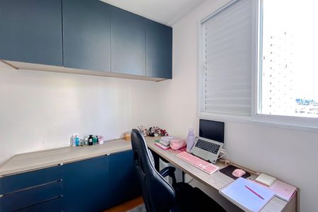 Apartamento à venda com 70m², 2 quartos e 2 vagasQuarto 2