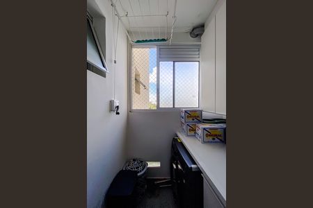 Apartamento à venda com 70m², 2 quartos e 2 vagasÁrea de Serviço